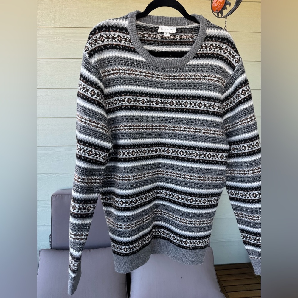 Men's Striped Crewneck Sweater in Gray and Brown
